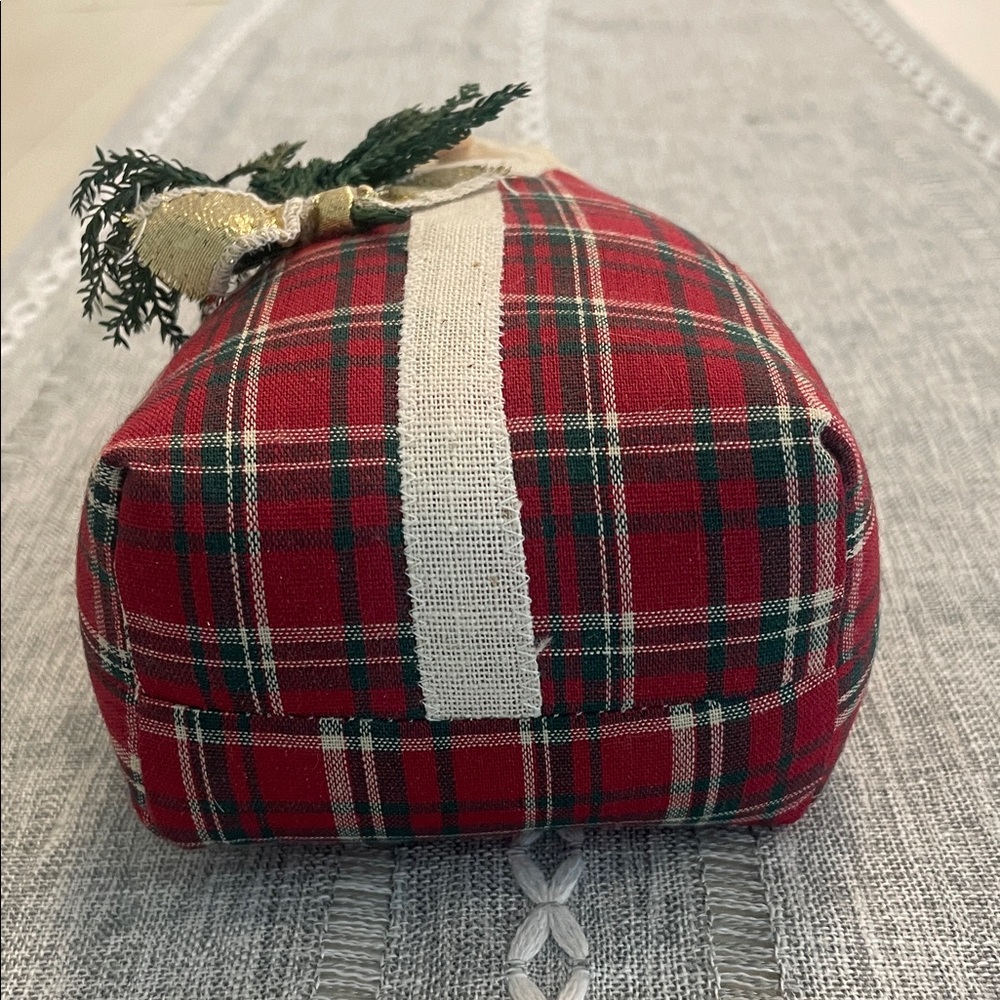 Hand Crafted Plaid Santa Duo with Greenery - Picture 2 of 6